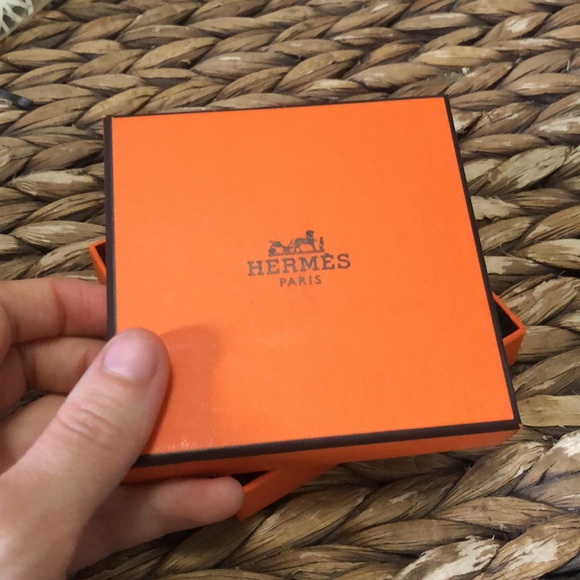 New Hermes enamel bangle - Picture 3 of 6